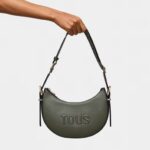 Bolso de hombro bandolera mediano caqui TOUS Brenda - Imagen 5