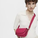 Mini bandolera medialuna fucsia TOUS Brenda - Imagen 5