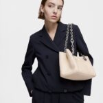Bolso de hombro mediano beige TOUS MANIFESTO New - Imagen 4