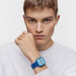 Reloj digital con brazalete de aluminio en color azul D-Logo - Imagen 6