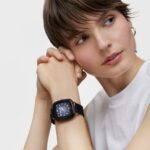 Reloj smartwatch con correa de silicona negra D-Connect - Imagen 4