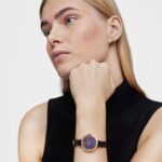 Reloj analógico con brazalete de acero IP negro y acero IPRG rosa Icon Charms - Imagen 5