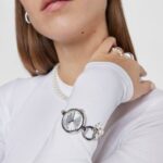 Reloj analógico Hold Charms de acero - Imagen 5
