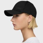 Gorra negra TOUS Logo Metal - Imagen 5