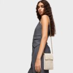 Funda de móvil colgante beige Kaos Mini Lines - Imagen 4