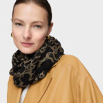 Foulard Kaos en color negro - Imagen 3