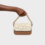 Bandolera pequeña camel y beige Chain Kaos Icon - Imagen 5
